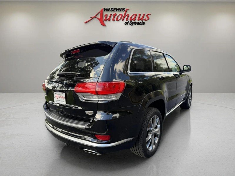 Used 2019 Black Jeep Summit image 7