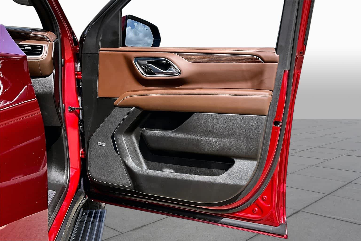 Used 2023 Radiant Red Tintcoat Chevrolet High Country image 23