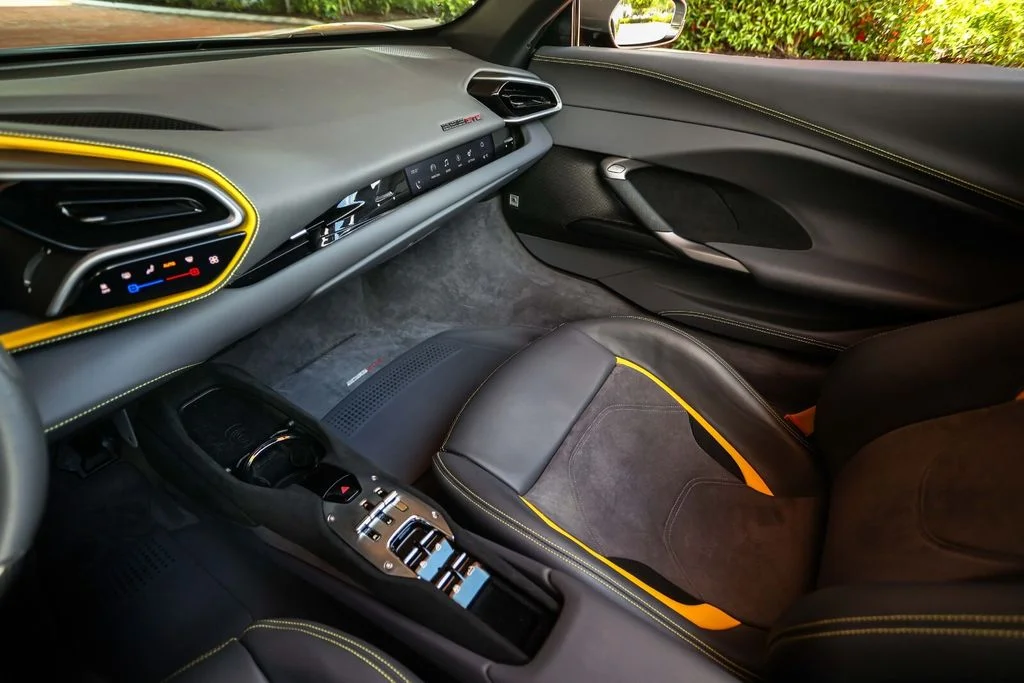 Certified Used 2025 Grigio Scuro Ferrari  image 33
