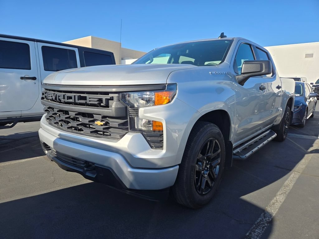 Used 2022 SILVER ICE METALLIC Chevrolet Custom image 2