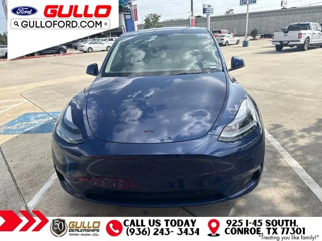 Used 2022 Blue Tesla Performance image 2