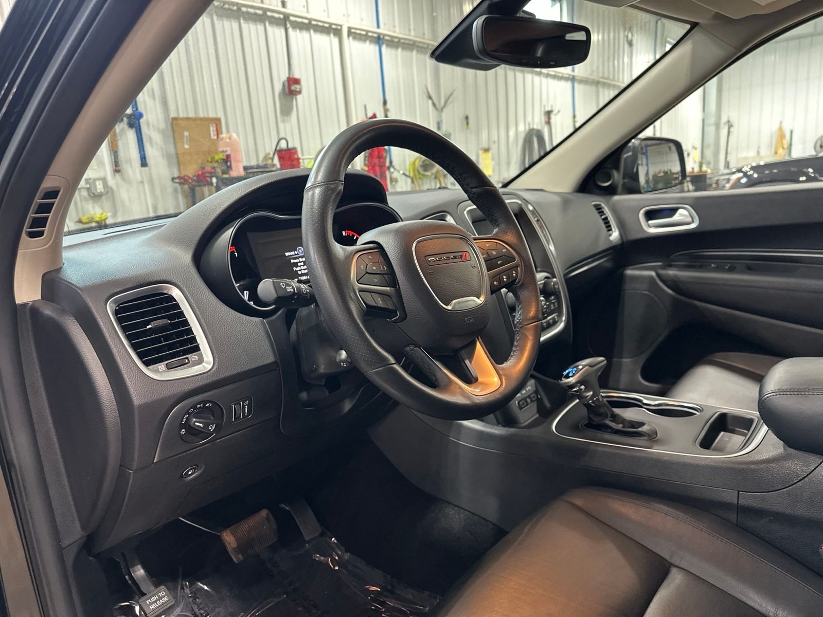 Used 2019 Black Dodge Citadel image 13