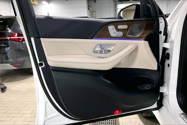 New 2026 Polar White Mercedes-Benz AMG® GLE 53 4MATIC+ SUV image 12