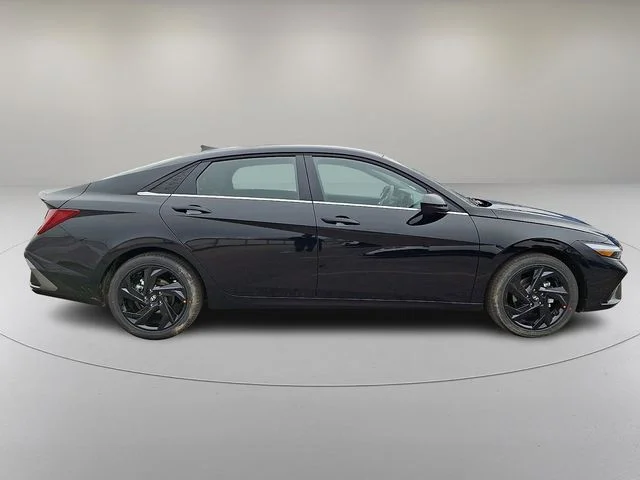 New 2026 Black Hyundai SEL Sport image 8