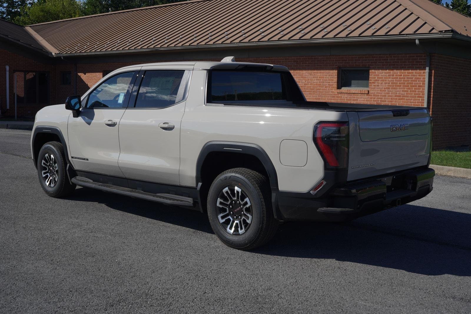 New 2026 Coastal Dune GMC Elevation Standard Range image 8