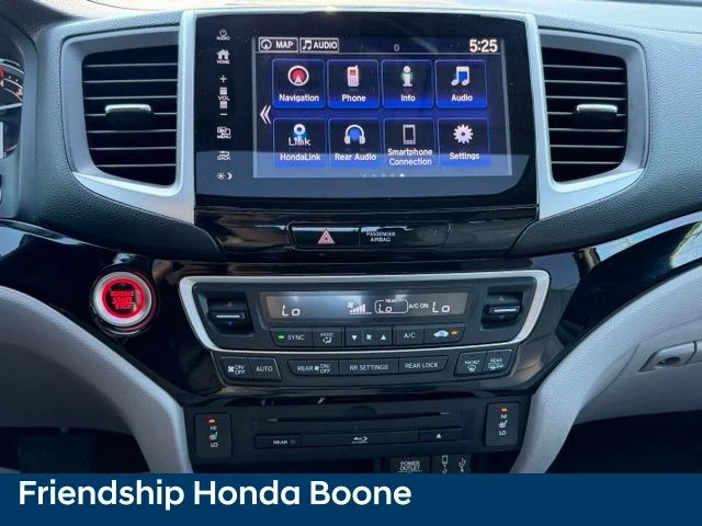 Used 2017 Blue Honda Touring image 24