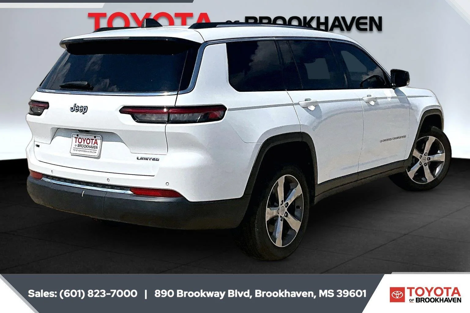 Used 2021 Bright White Clearcoat Jeep Limited image 11