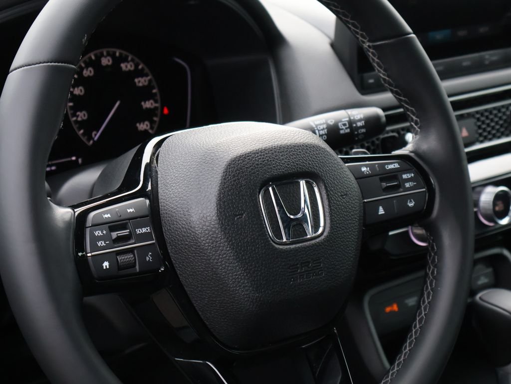 Used 2024  Honda Sport image 17