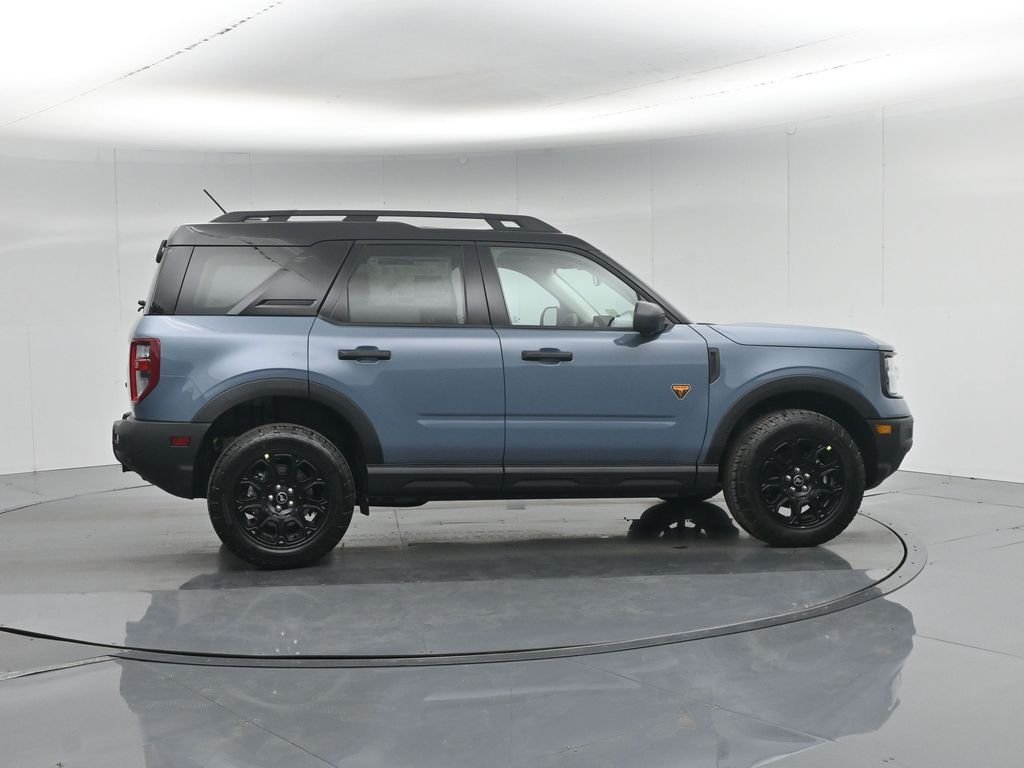 New 2026 Azure Gray Metallic Tri-Coat Ford Badlands image 30
