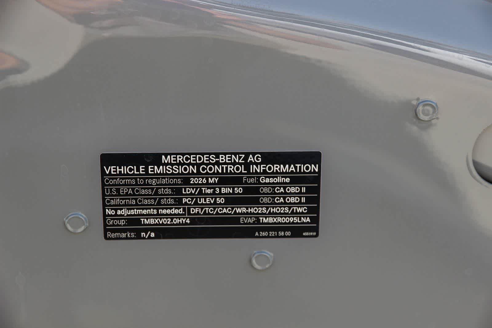 New 2026 MANUFAKTUR Alpine Grey Mercedes-Benz AMG® GLA 35 image 28