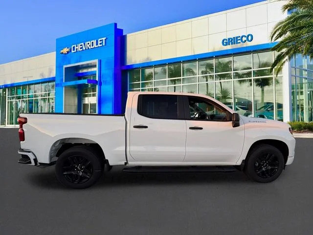New 2026 Summit White Chevrolet Custom image 8