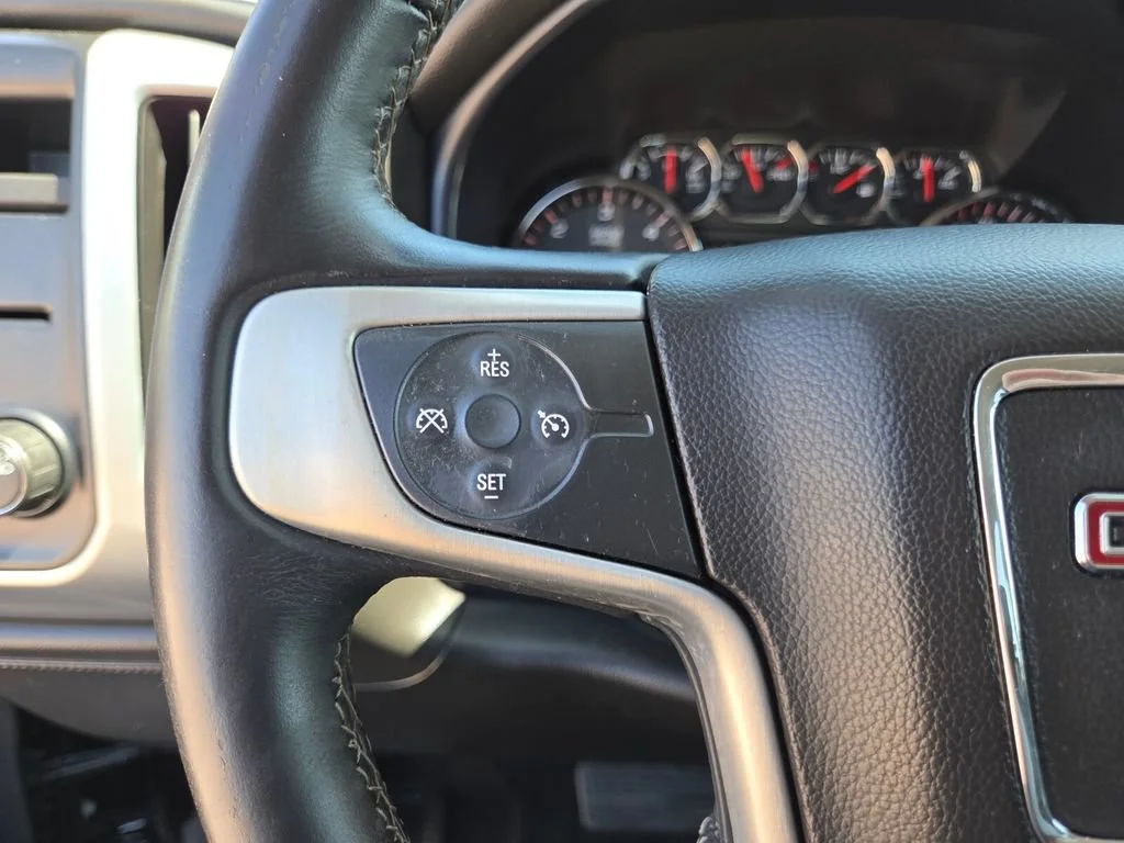 Used 2014 Onyx Black GMC SLE image 31