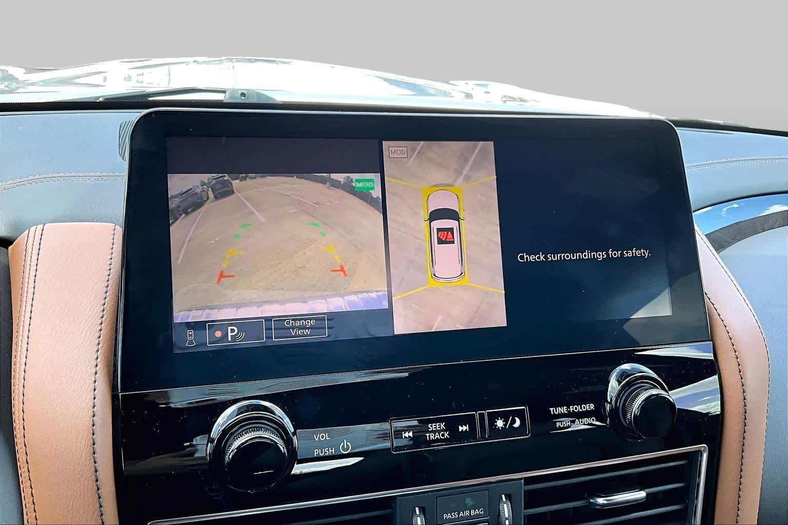 Used 2023 Champagne Quartz INFINITI SENSORY image 27