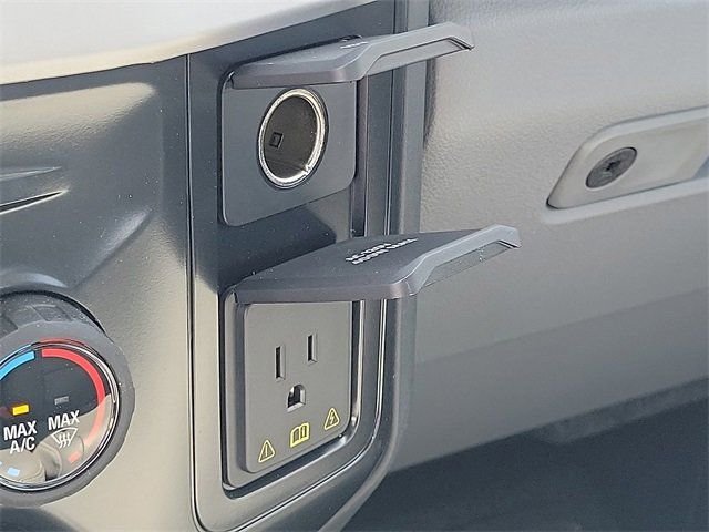 New 2026 Oxford White Ford F-250® XL image 11