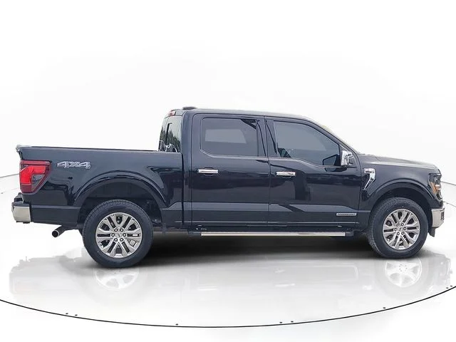 Used 2024 Black Ford XLT image 4