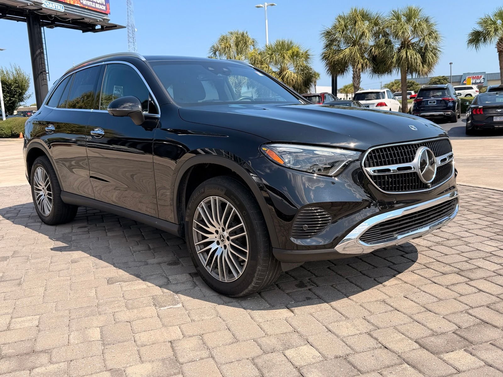 Certified Used 2024 Obsidian Black Metallic Mercedes-Benz GLC 300 image 7