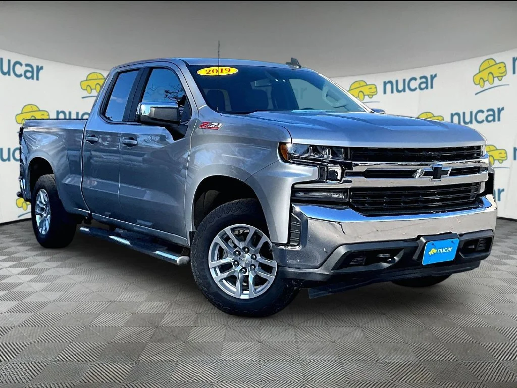 Used 2019 Silver Ice Metallic Chevrolet LT image 1