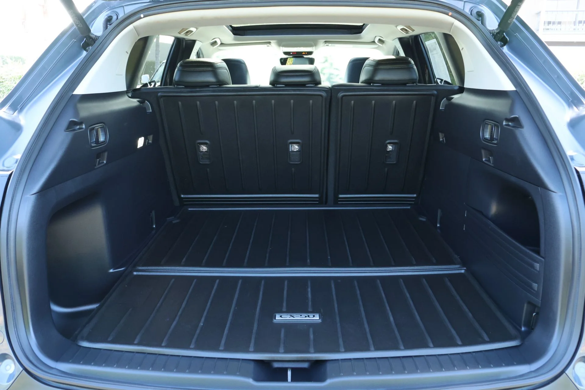Used 2025 Gray Mazda Premium image 24