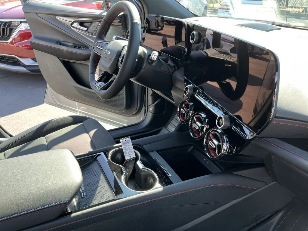 2026 Chevrolet Blazer EV RS - Photo 34