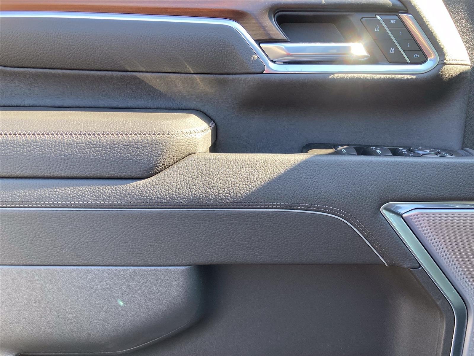 New 2026 Glacier White Tricoat GMC Denali image 26