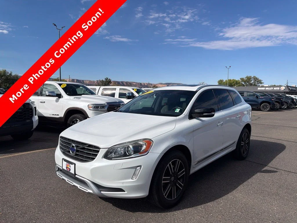 Used 2017 White Volvo T5 Dynamic image 3