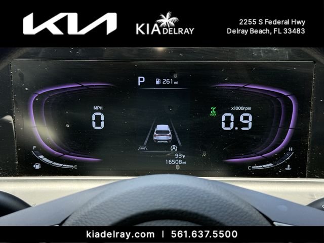 Certified Used 2025 White Kia LX image 28