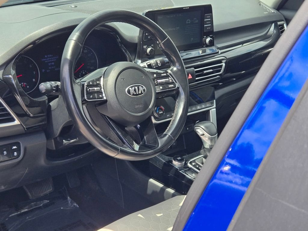 Used 2021 Blue Kia EX image 32