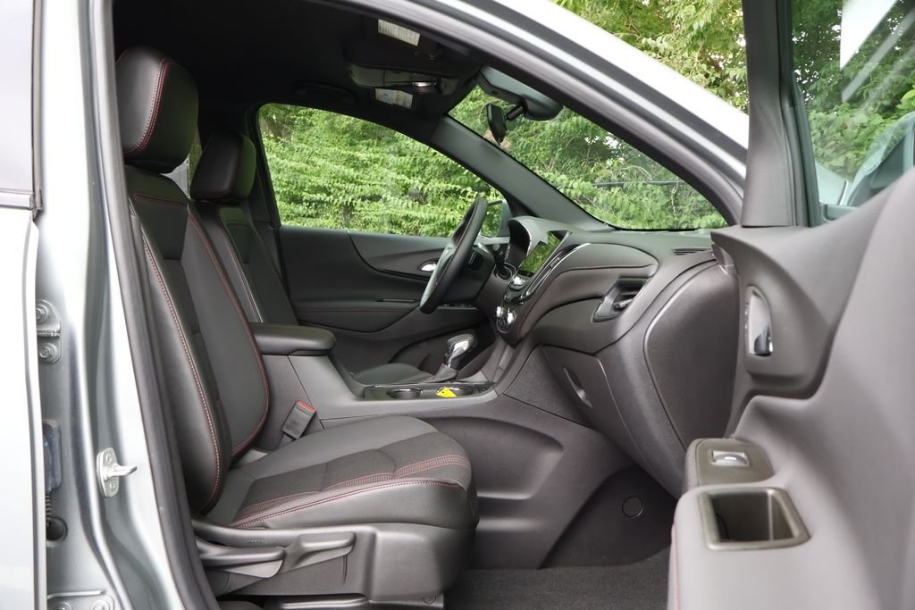 2024 Chevrolet Equinox RS - Photo 41