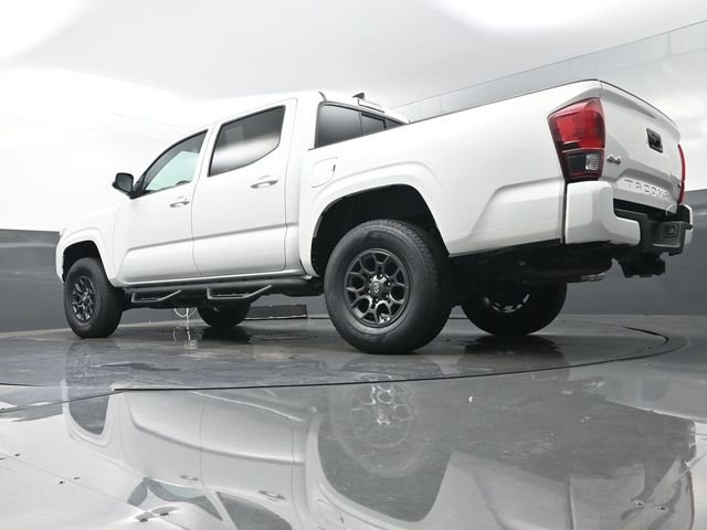Used 2020 White Toyota SR image 39