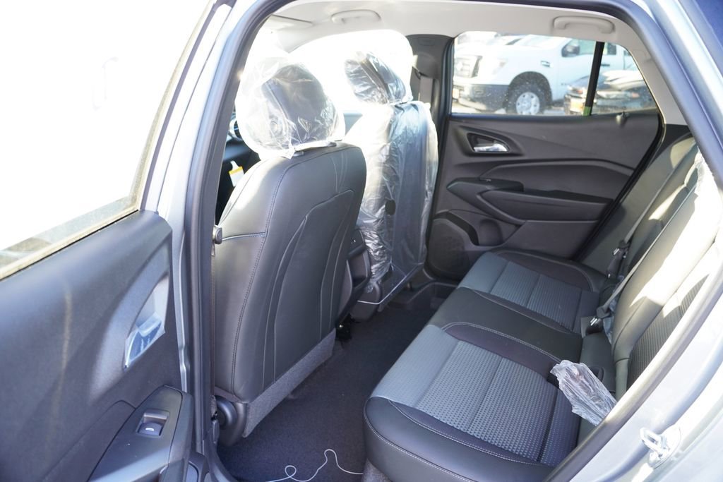 2026 Chevrolet Trax LT - Photo 11