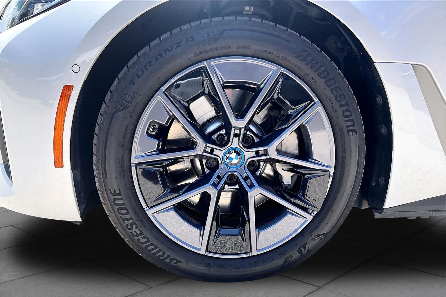 Used 2023 Mineral White Metallic BMW eDrive35 image 10