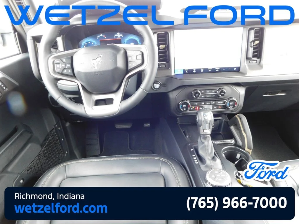 New 2026 Avalanche Gray Ford Badlands® image 16