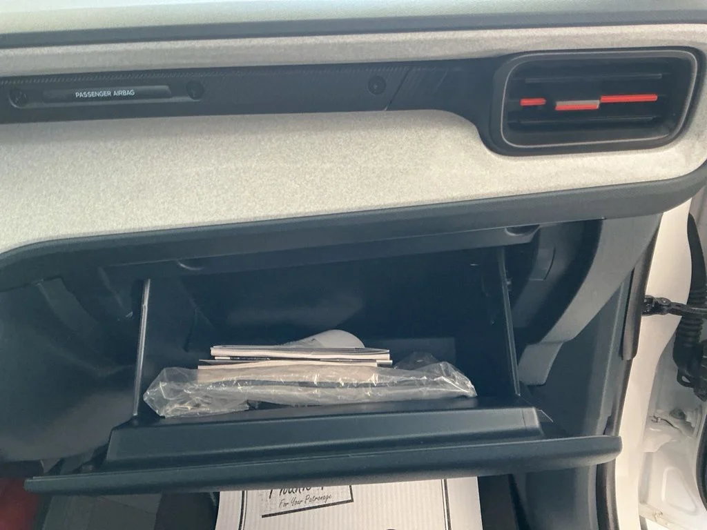 Used 2022 Oxford White Ford XLT image 34