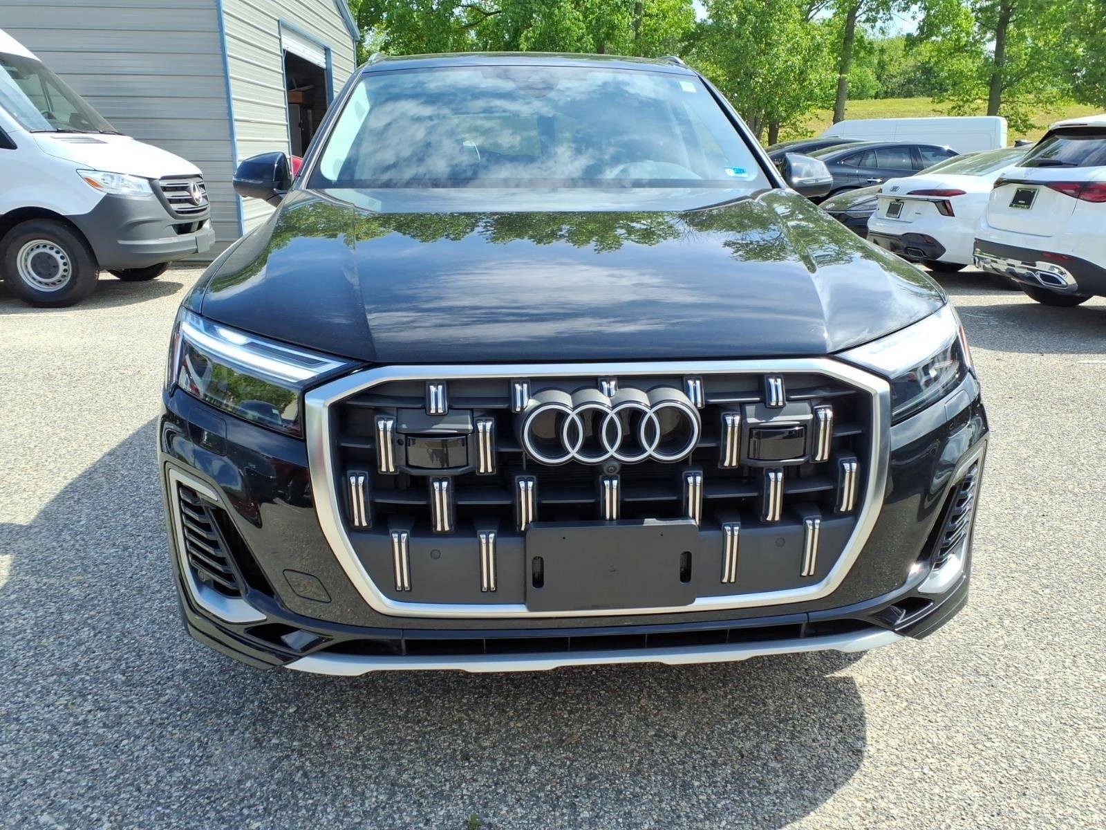 Used 2025 Daytona Gray Pearl Effect Audi S line Premium Plus image 3