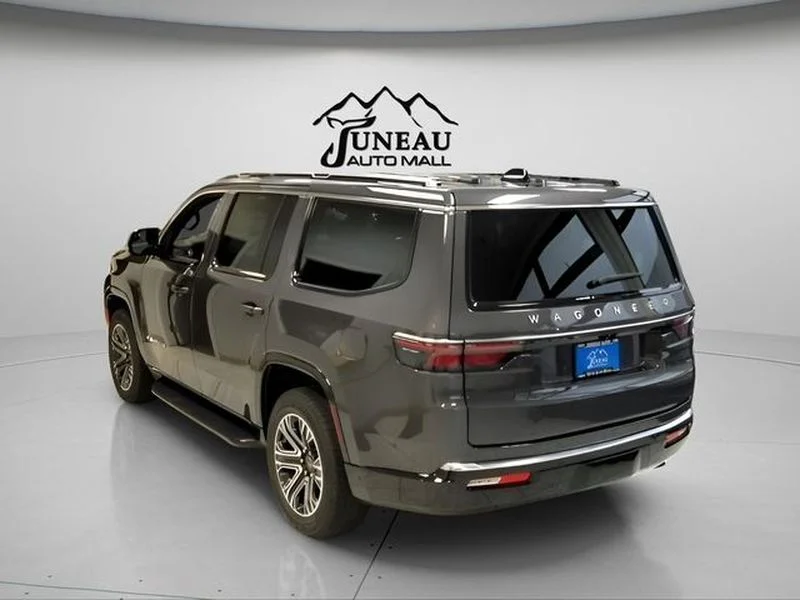 2025 Jeep Wagoneer Series I - Photo 2