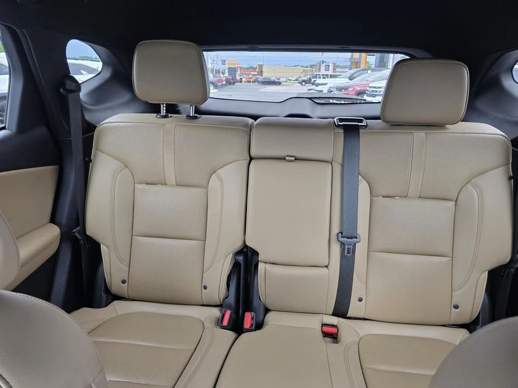 Used 2022 Cherry Red Tintcoat Chevrolet Premier image 19