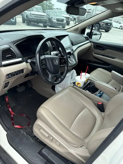 Certified Used 2019 White Honda EX-L image 9