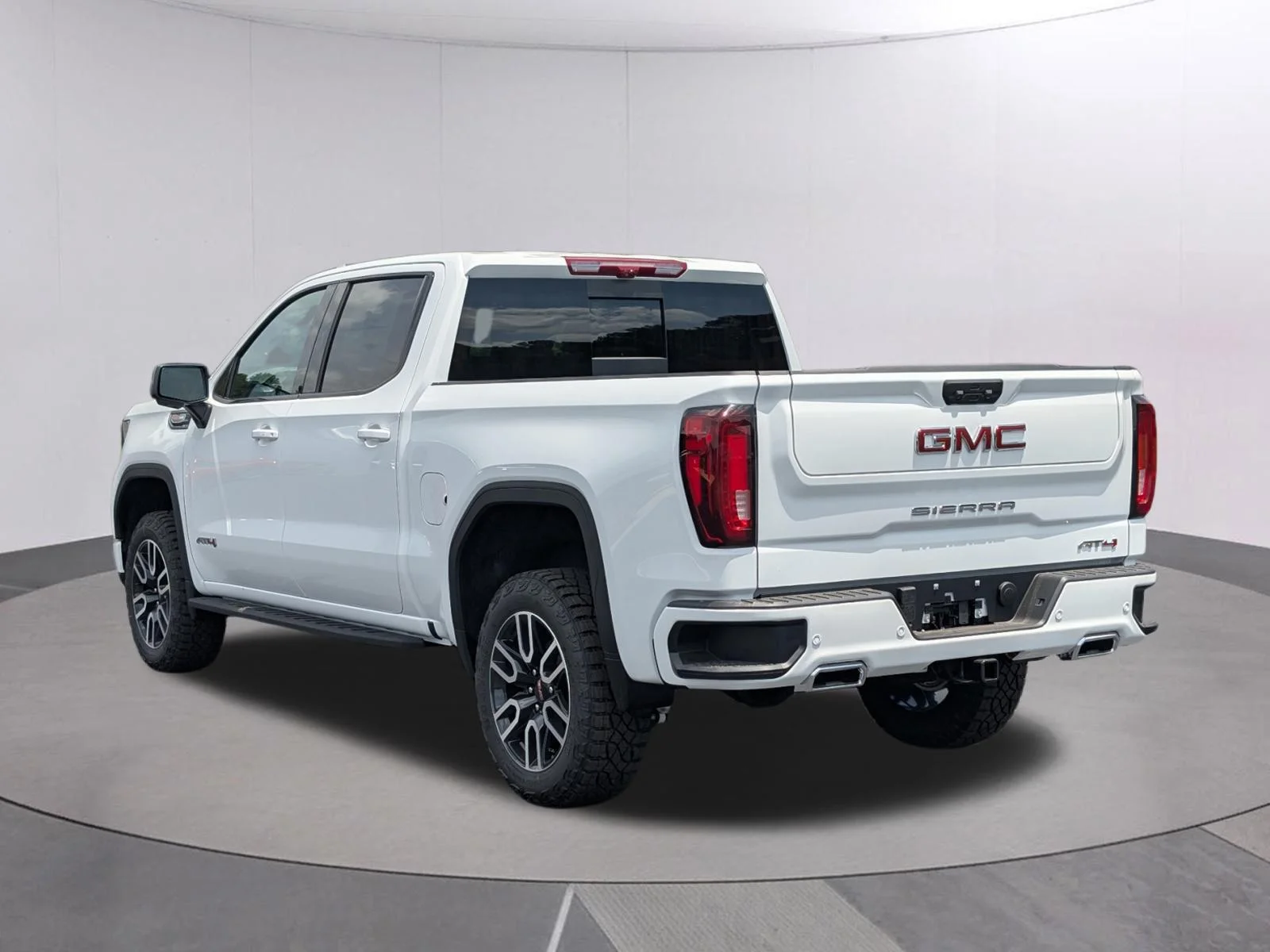 2026 GMC Sierra 1500 AT4 - Photo 3