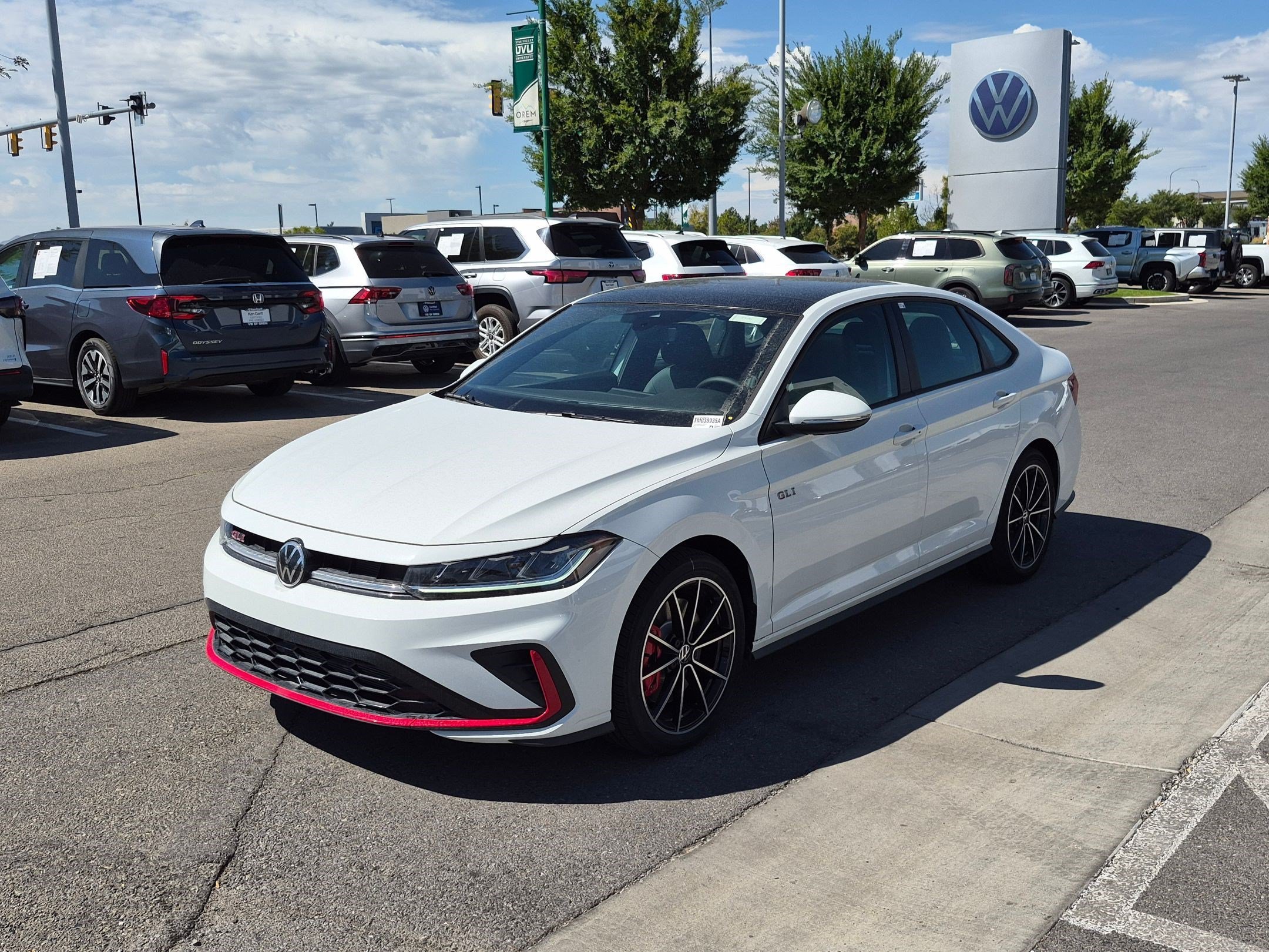 New 2026 White Volkswagen Autobahn image 8