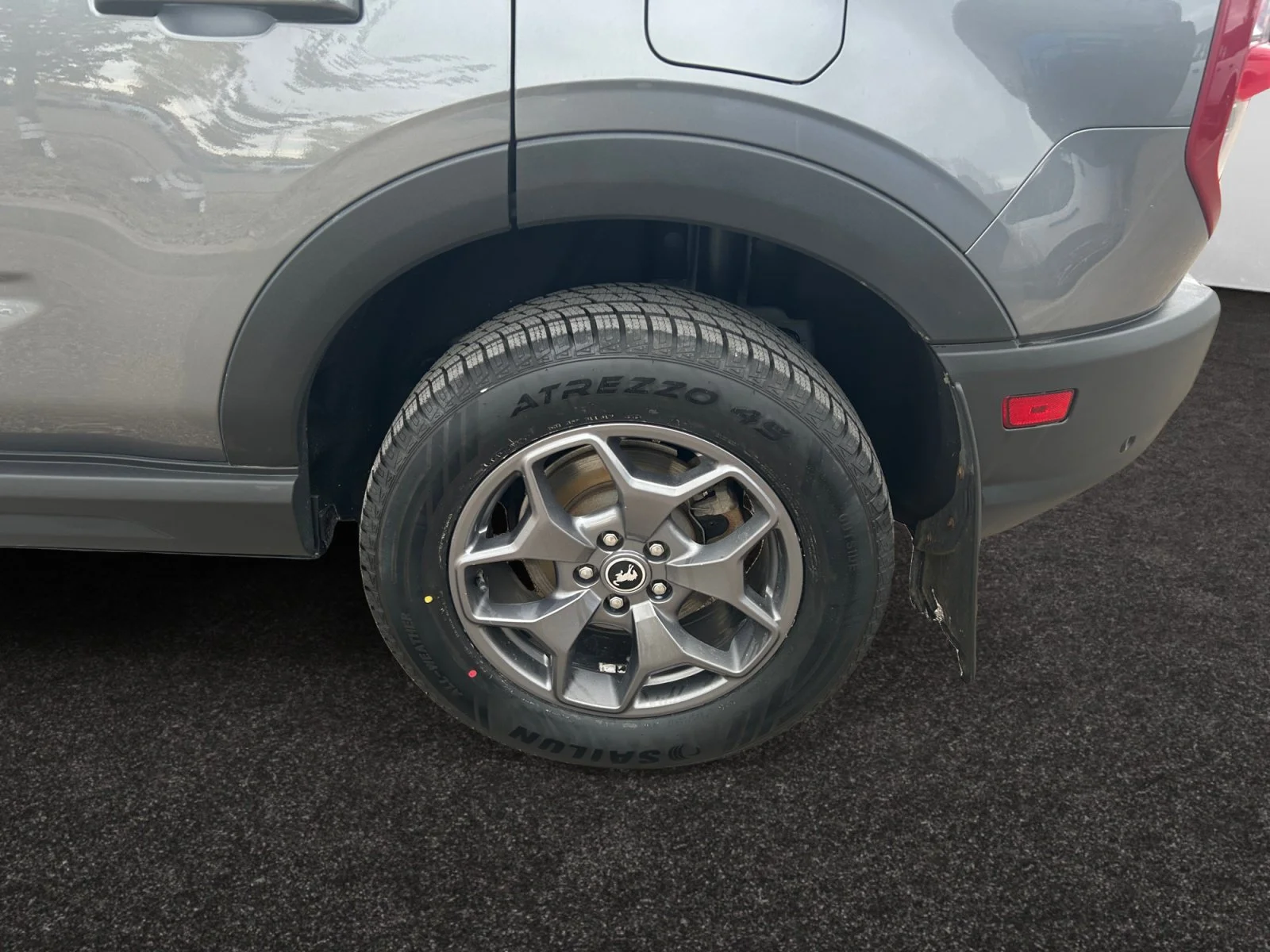 Used 2023 GREY Ford BADLANDS image 9