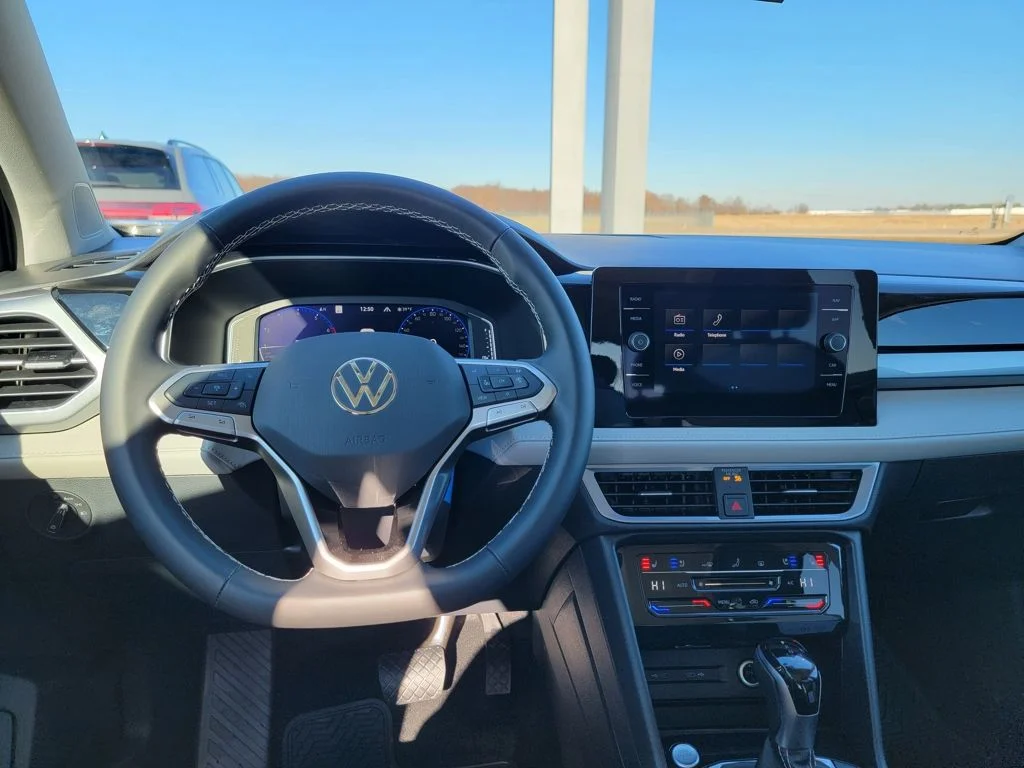 2026 Volkswagen Taos SEL - Photo 30