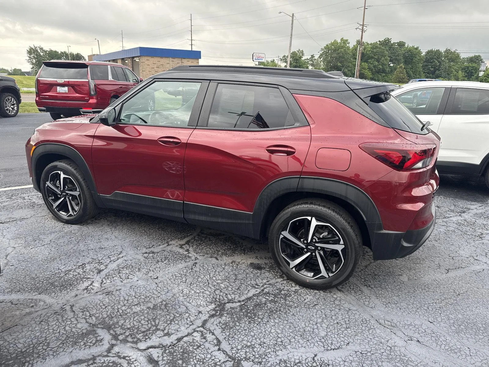 Used 2023 Crimson Metallic Chevrolet RS image 5