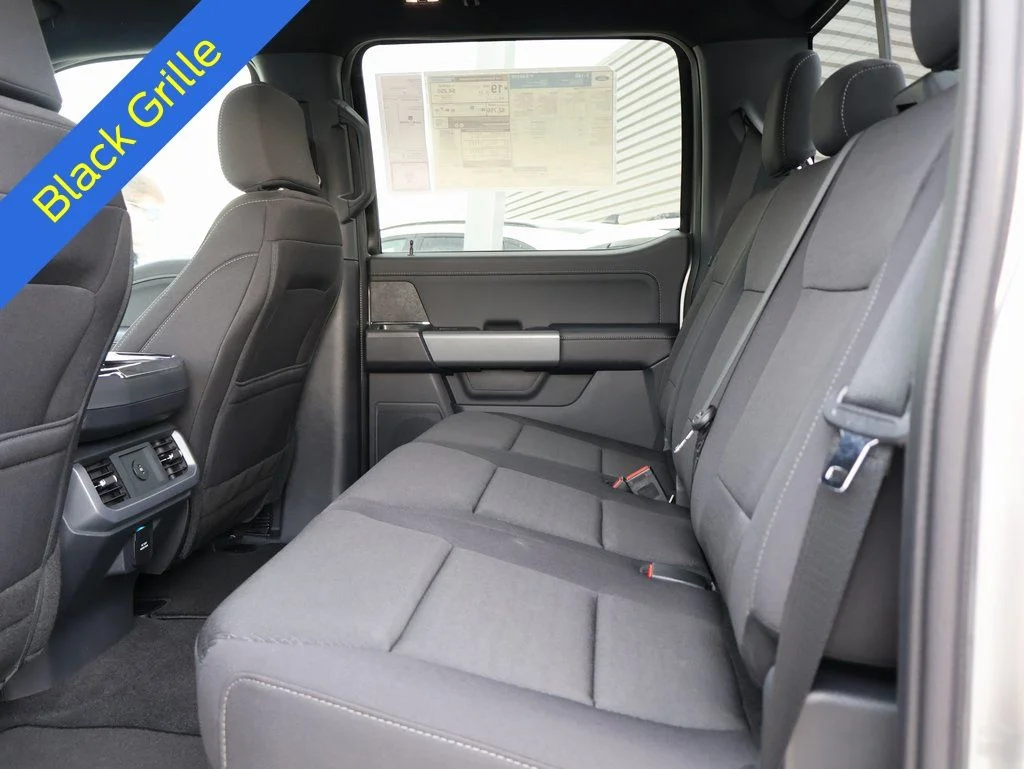 2025 Ford F-150 XLT - Photo 18