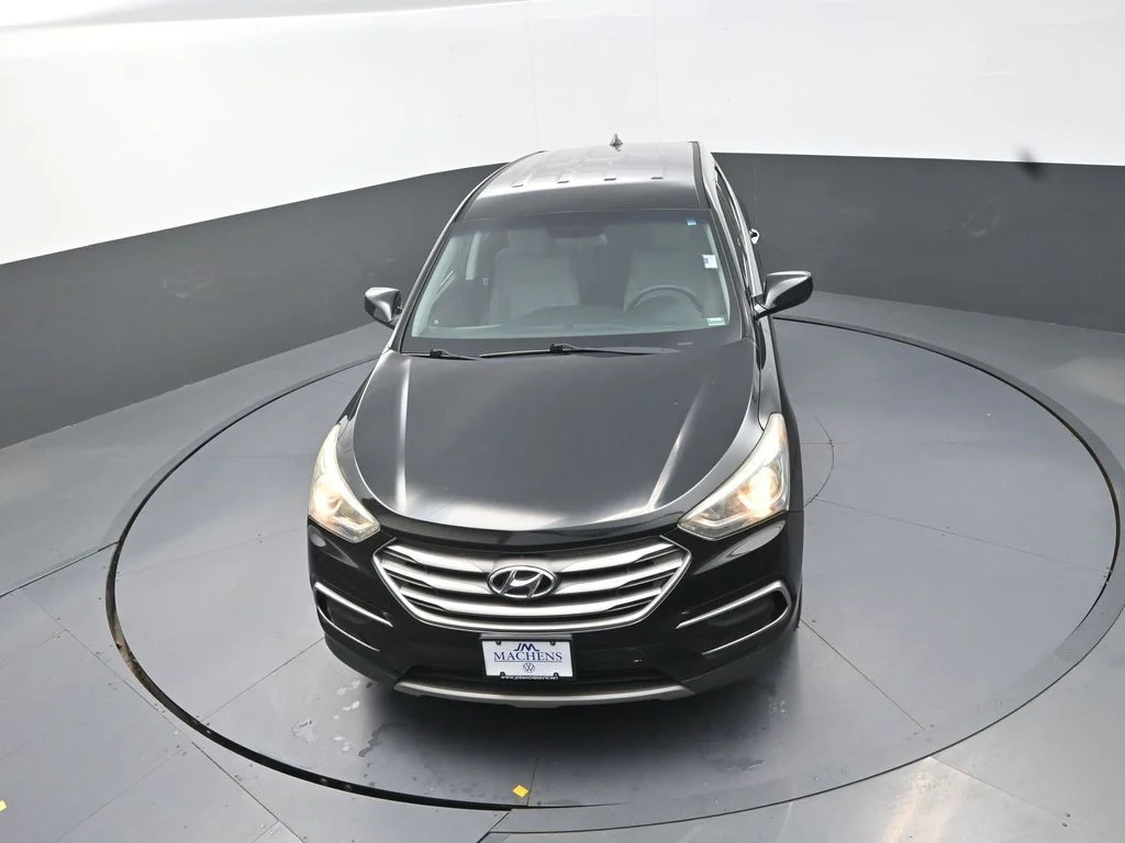 Used 2017 Black Hyundai 2.4 Base image 14