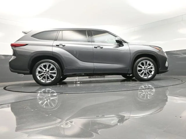 Used 2021 Gray Toyota Limited image 60