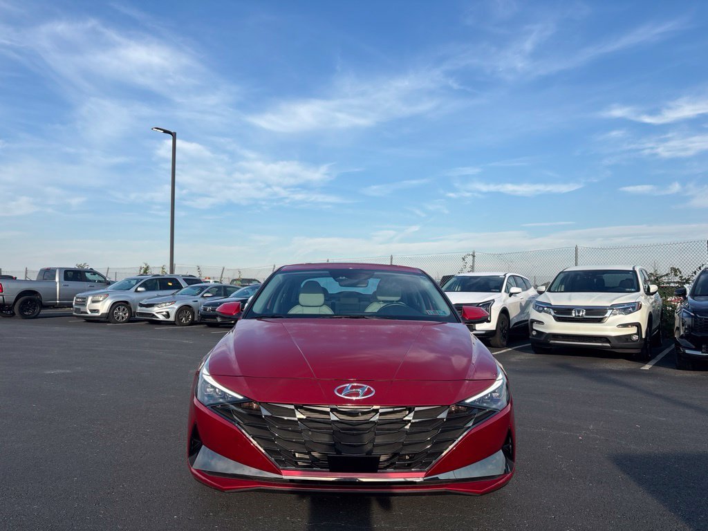 Used 2023 Red Hyundai Limited image 8