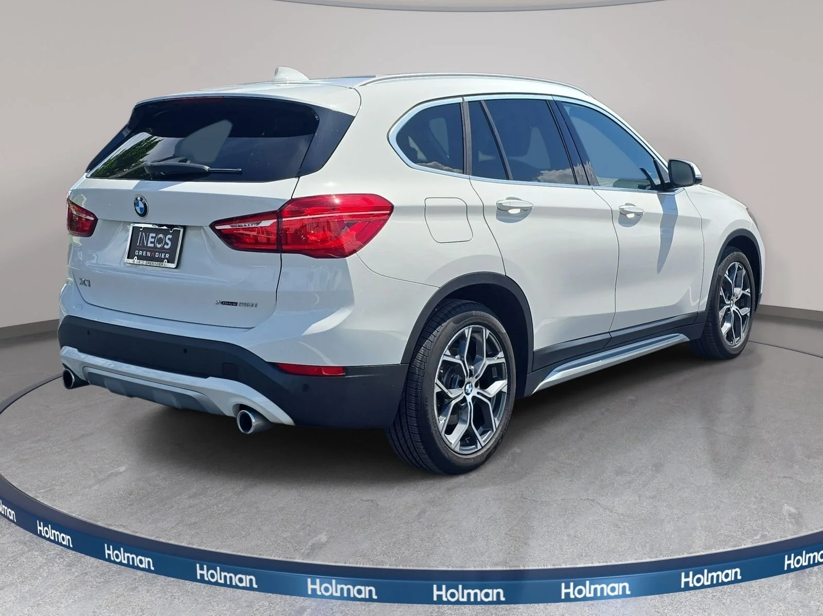 Used 2020 White BMW xDrive28i image 6