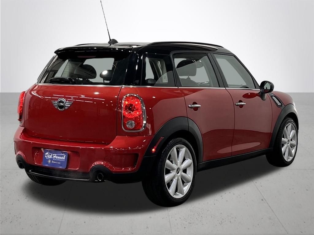 Used 2016 Red MINI Base image 10