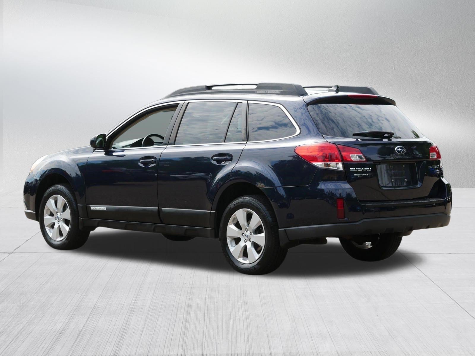 Used 2012 Deep Indigo Pearl Subaru 2.5i Limited image 7