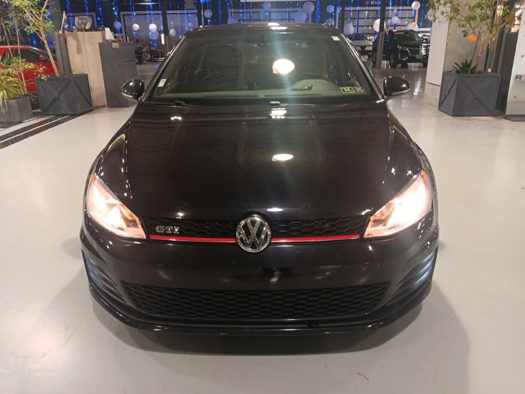 Used 2015 Black Volkswagen 2.0T SE image 5